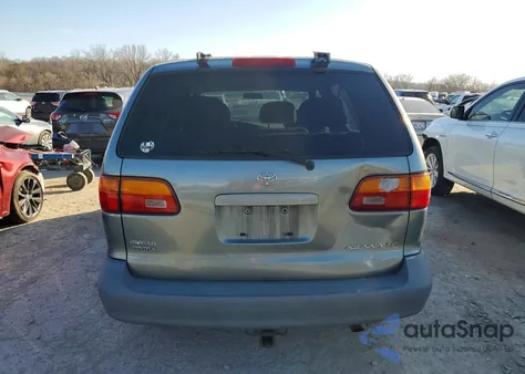 1998 Toyota Sienna Le from USA, damaged, VIN 4T3ZF13C2WU066913